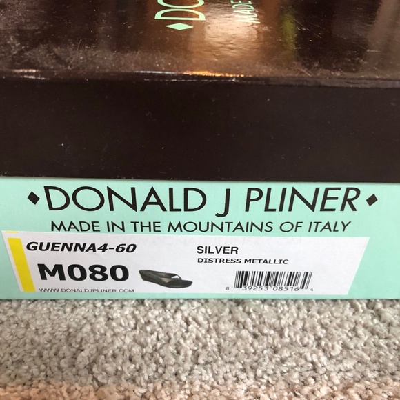 Donald J Pliner, Guenna size 8, cream/silver - Picture 4 of 5